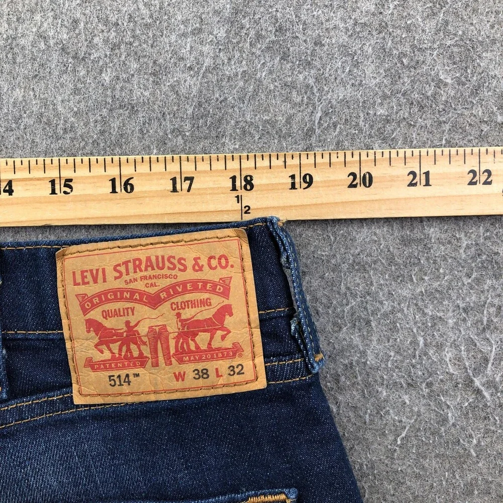 Levis 514 Jeans Mens 38x32 Blue Medium Wash Regular Straight Denim Pants Casual